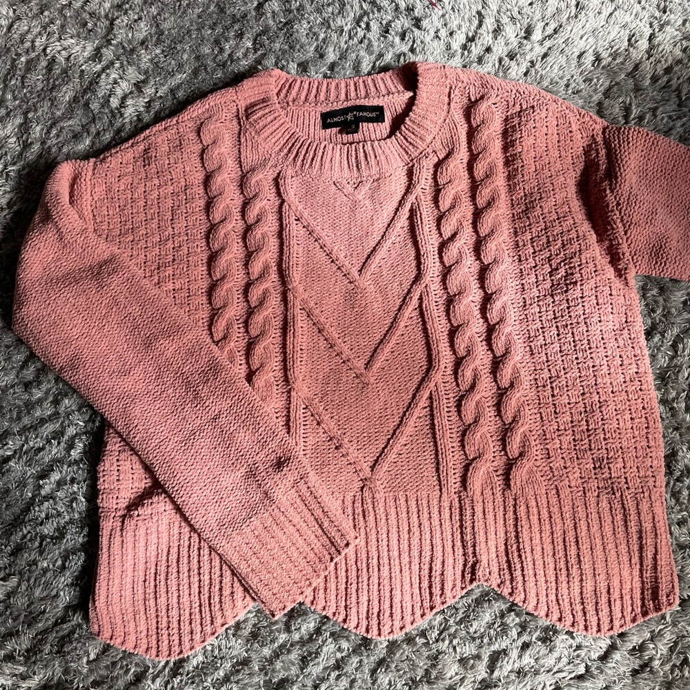 NO TAGS BUT NEVER WORN!! SOFT PINK SWEATER